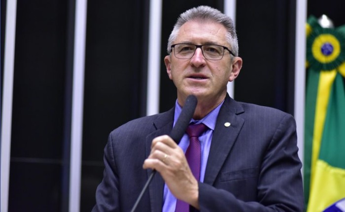 Heitor Schuch: lei europeia poderá gerar perda de competitividade ao Brasil - (Foto: Zeca Ribeiro/Câmara dos Deputados)