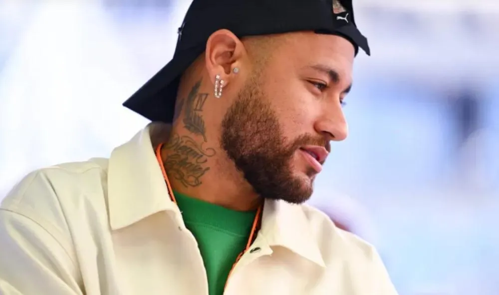 Neymar anunciou que não joga mais pela seleção.