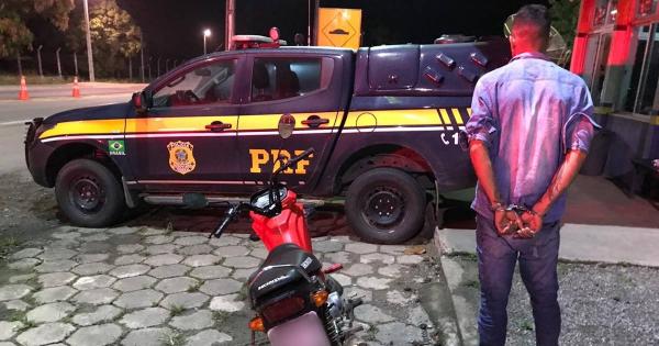 O suspeito foi encaminhados à Delegacia de Polícia Civil de União de Palmares para procedimentos cabíveis — © PRF/AL