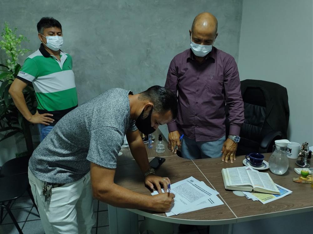 redação.folhaserrana