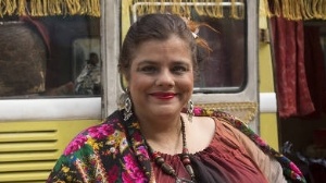 Christina Rodrigues no papel de Cigana Madalena, em 'Malhação, Sonhos' - Dviulgação