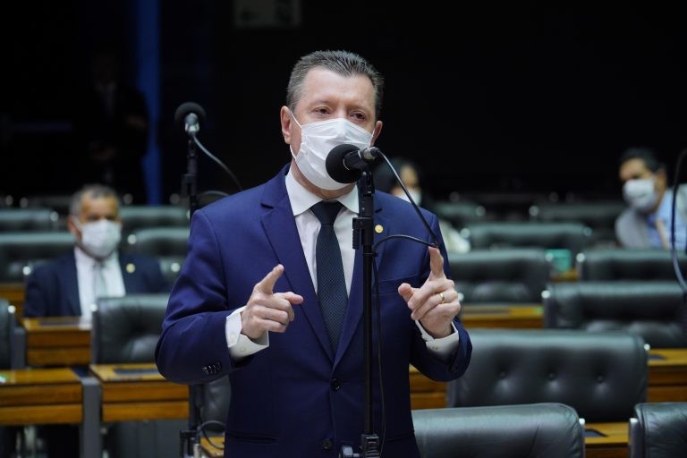 José Nelto: sistema igual ao de metrô - (Foto: Pablo Valadares/Câmara dos Deputados)