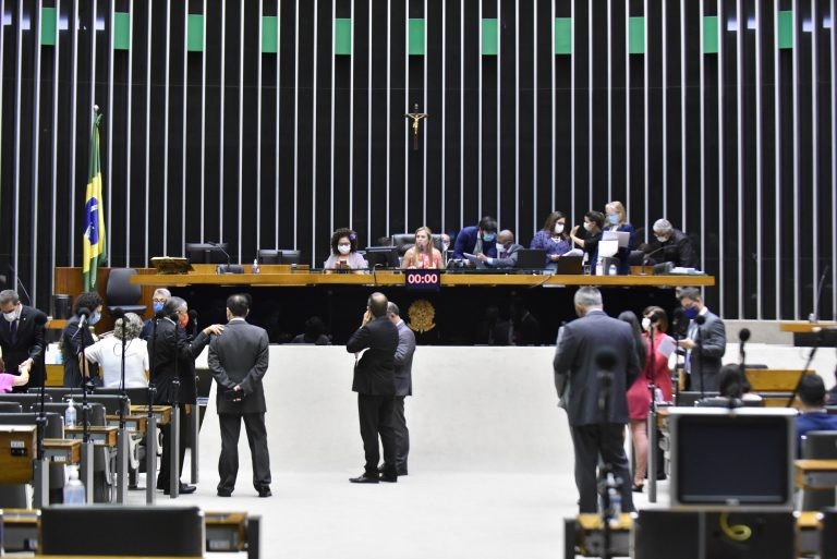 Sessão do Plenário da Câmara dos Deputados - (Foto: Zeca Ribeiro/Câmara dos Deputados)