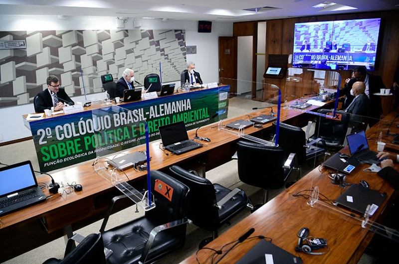 A audiência foi conduzida pelo presidente da CMA, senador Jaques Wagner (PT-BA)