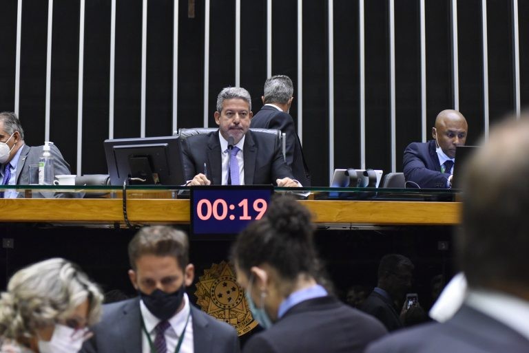Sessão deliberativa do Plenário da Câmara - (Foto: Zeca Ribeiro/Câmara dos Deputados)