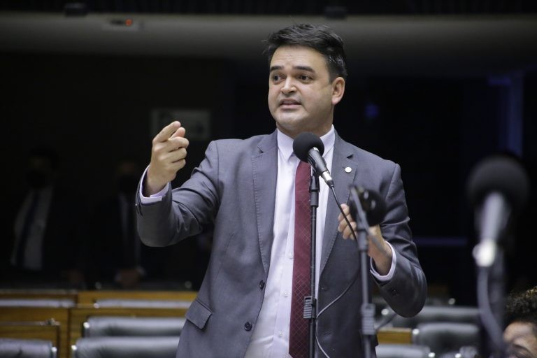 Pereira Júnior: a jurisprudência já admite a decretação de prisão civil nessas situações - (Foto: Paulo Sergio/Câmara dos Deputados)
