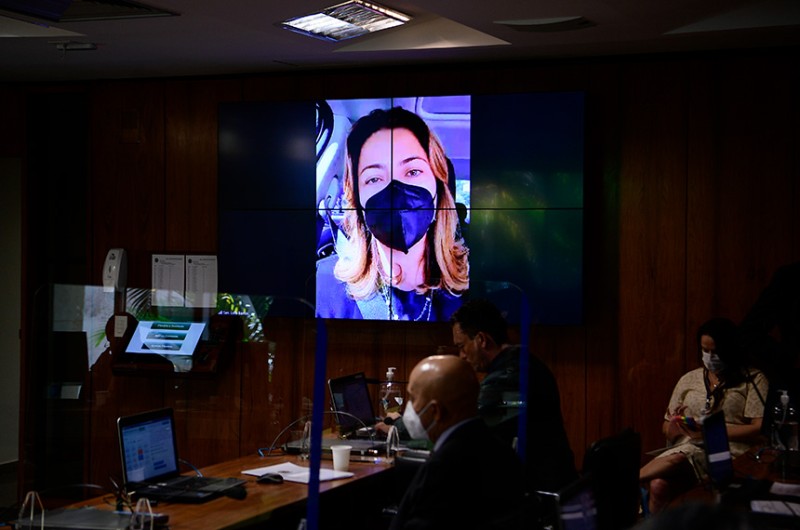 Autora do projeto, Leila Barros participa da reunião da Comissão de Educação - Pedro França/Agência Senado