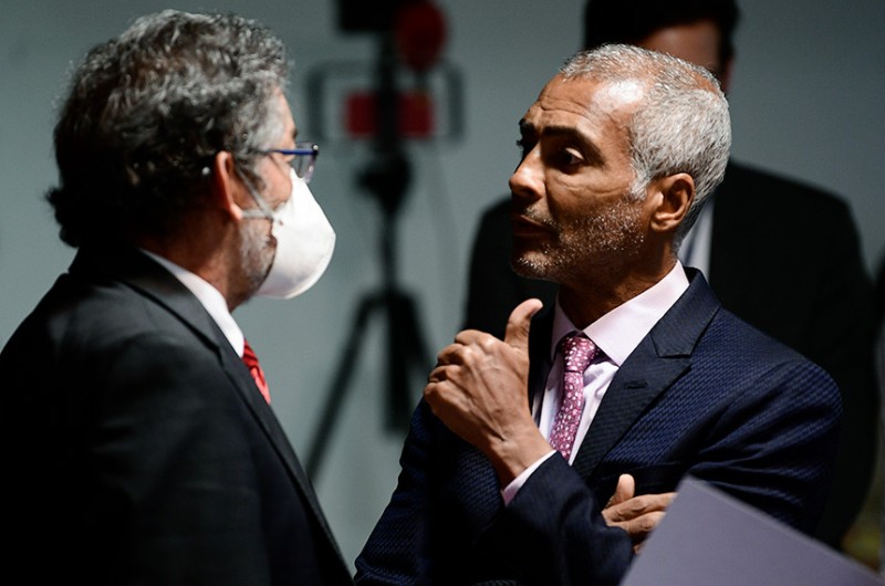 Romário foi o relator da matéria na Comissão de Educação (CE) do Senado. Agora o projeto segue para outro colegiado da Casa: a Comissão de Assuntos Sociais (CAS) - Pedro França/Agência Senado